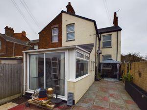 Rear elevation- click for photo gallery